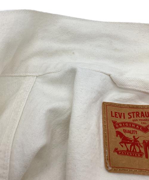 LEVI'S（リーバイス）LEVI'S (リーバイス) デニムジャケット トラッカージャケット ホワイト サイズ:XLの古着・服飾アイテム