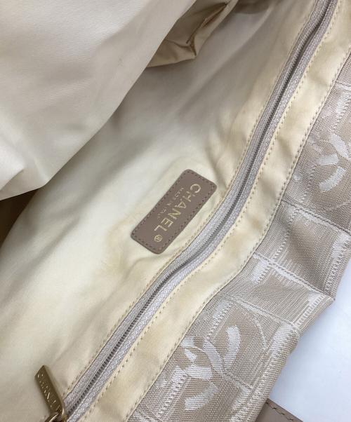 CHANEL（シャネル）CHANEL (シャネル) トートバッグ ホワイトの古着・服飾アイテム