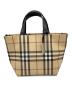 BURBERRY LONDON（バーバリーロンドン）の古着「舟型ハンドバッグ ノバチェック」｜ベージュ