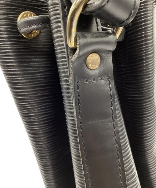 LOUIS VUITTON（ルイ ヴィトン）LOUIS VUITTON (ルイ ヴィトン) 巾着ショルダーバッグ ノエ ブラックの古着・服飾アイテム