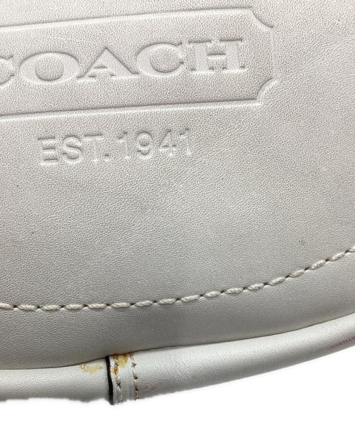 COACH（コーチ）COACH (コーチ) ショルダーバッグ ホワイトの古着・服飾アイテム