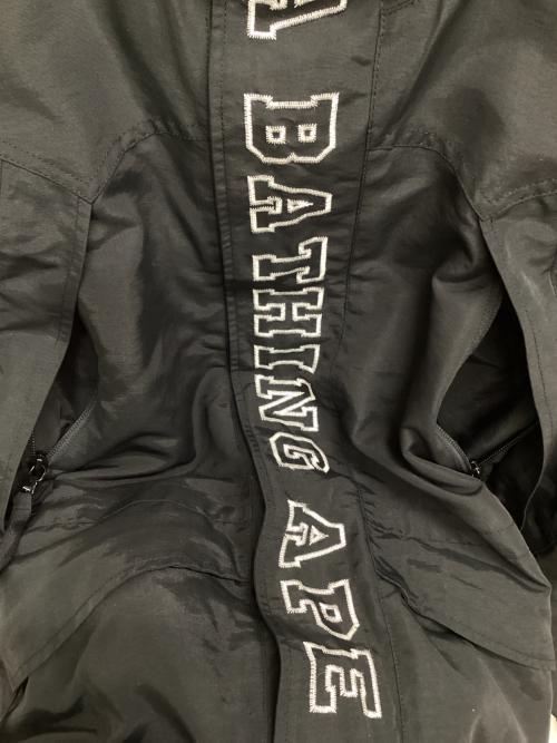 A BATHING APE（アベイシングエイプ）A BATHING APE (アベイシングエイプ) マウンテンパーカー ブラック サイズ:Sの古着・服飾アイテム