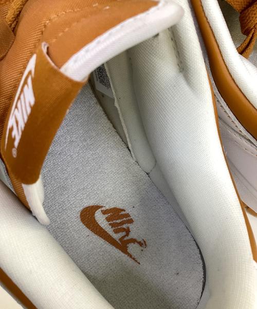 NIKE（ナイキ）NIKE (ナイキ)  Dunk Low Dark Curry（ダンクロー） ブラウン×ホワイト サイズ:27.5の古着・服飾アイテム
