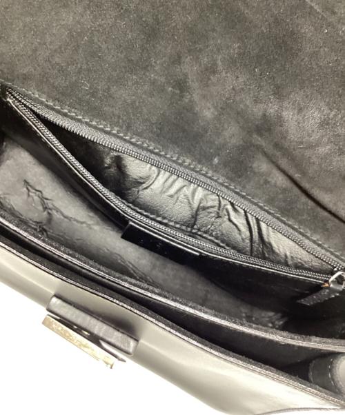 GUCCI（グッチ）GUCCI (グッチ) ワンショルダーバッグ ブラックの古着・服飾アイテム