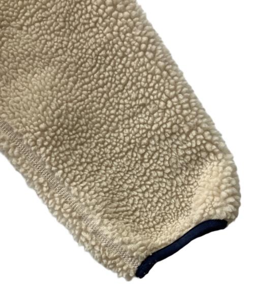 Patagonia（パタゴニア）Patagonia (パタゴニア) CLASSIC RETRO-X JACKET アイボリー サイズ:S　の古着・服飾アイテム