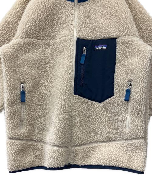 Patagonia（パタゴニア）Patagonia (パタゴニア) CLASSIC RETRO-X JACKET アイボリー サイズ:S　の古着・服飾アイテム