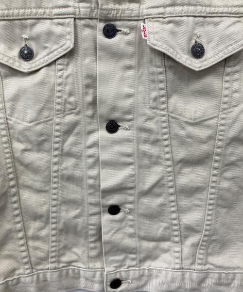 LEVI'S（リーバイス）LEVI'S (リーバイス) ジャケット アイボリー サイズ:Mの古着・服飾アイテム