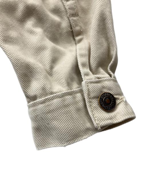 LEVI'S（リーバイス）LEVI'S (リーバイス) ジャケット アイボリー サイズ:Mの古着・服飾アイテム