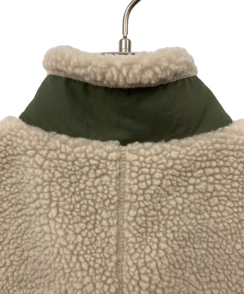 Patagonia（パタゴニア）Patagonia (パタゴニア) フリースベスト ベージュ×オリーブ サイズ:XLの古着・服飾アイテム