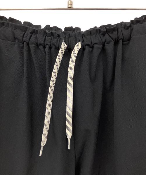 Manual Alphabet（マニュアル アルファベット）Manual Alphabet (マニュアル アルファベット) ジャージワイドパンツ ブラック サイズ:１の古着・服飾アイテム