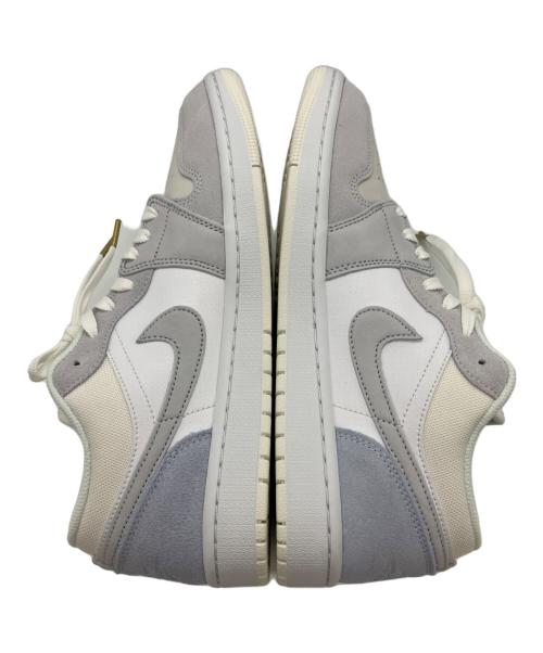 NIKE（ナイキ）NIKE (ナイキ) Nike Air Jordan（エアジョーダン） 1 Low Paris (2024) ホワイト×スカイブルー サイズ:27.5の古着・服飾アイテム