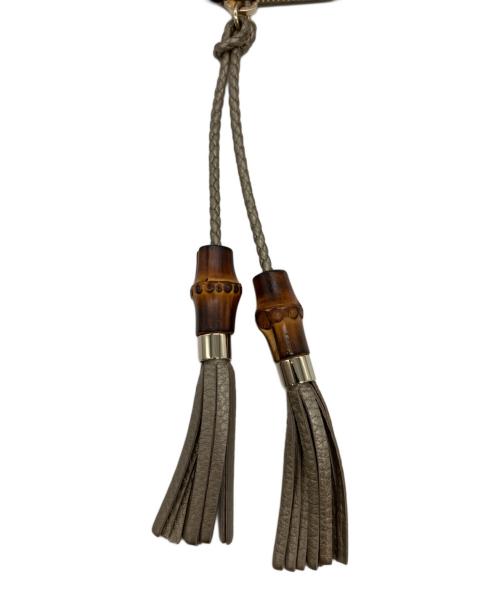 GUCCI（グッチ）GUCCI (グッチ) クラッチバッグ シルバーの古着・服飾アイテム