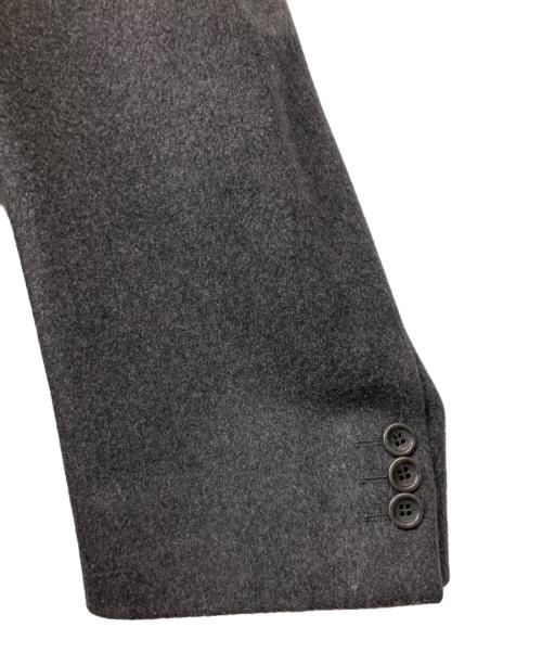 ARMANI COLLEZIONI（アルマーニ コレツィオーニ）ARMANI COLLEZIONI (アルマーニ コレツィオーニ) チェスターコート グレー サイズ:Fの古着・服飾アイテム