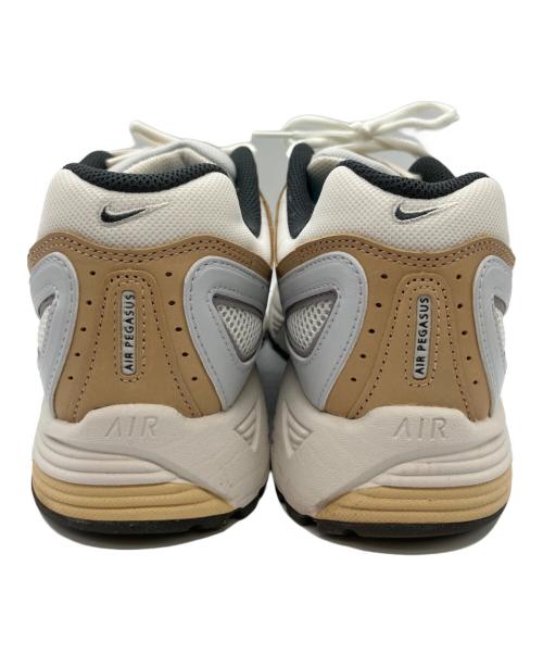 NIKE（ナイキ）NIKE (ナイキ) Nike Air Pegasus 2K5（エアペガサス） ホワイト×ベージュ サイズ:28㎝　の古着・服飾アイテム