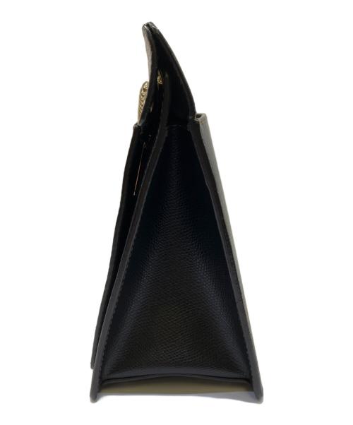 FURLA（フルラ）FURLA (フルラ) チェーンショルダーバッグ ブラック×ホワイトの古着・服飾アイテム