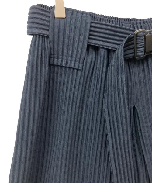HOMME PLISSE ISSEY MIYAKE（オム プリッセ イッセイ ミヤケ）HOMME PLISSE ISSEY MIYAKE (オム プリッセ イッセイ ミヤケ) プリーツワイドドカンパンツ ネイビー サイズ:２の古着・服飾アイテム