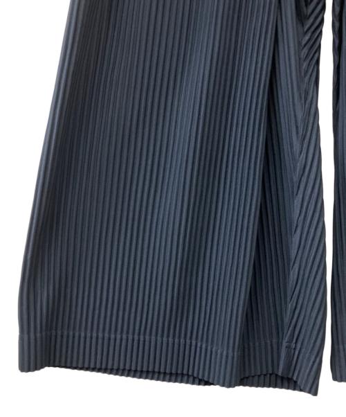 HOMME PLISSE ISSEY MIYAKE（オム プリッセ イッセイ ミヤケ）HOMME PLISSE ISSEY MIYAKE (オム プリッセ イッセイ ミヤケ) プリーツワイドドカンパンツ ネイビー サイズ:２の古着・服飾アイテム
