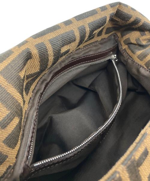 FENDI（フェンディ）FENDI (フェンディ) ショルダーバッグ ブラウンの古着・服飾アイテム