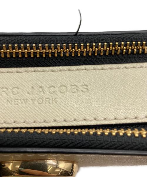 MARC JACOBS（マークジェイコブス）MARC JACOBS (マークジェイコブス) ショルダーバッグ ベージュの古着・服飾アイテム