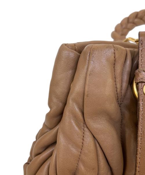 MIU MIU（ミュウミュウ）MIU MIU (ミュウミュウ) 2WAYショルダーバッグ ブラウンの古着・服飾アイテム