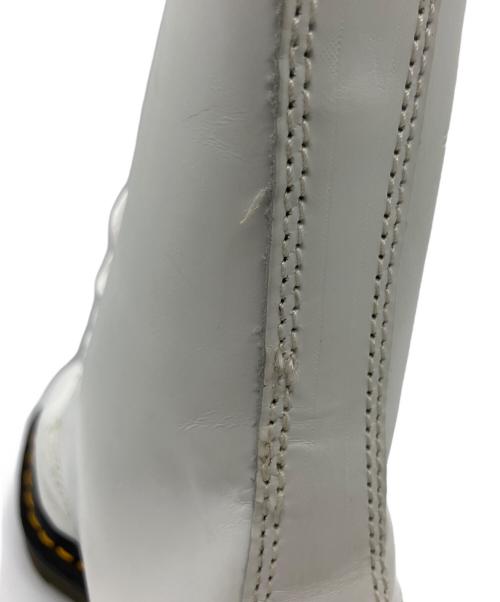 Dr.Martens（ドクターマーチン）Dr.Martens (ドクターマーチン) 10ホールブーツ ホワイト サイズ:25㎝の古着・服飾アイテム