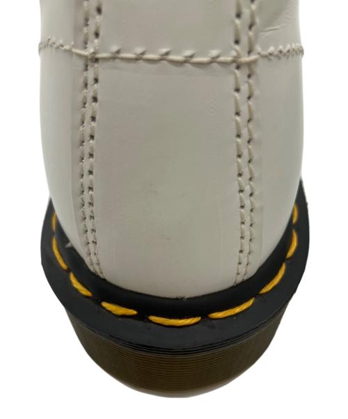 Dr.Martens（ドクターマーチン）Dr.Martens (ドクターマーチン) 10ホールブーツ ホワイト サイズ:25㎝の古着・服飾アイテム