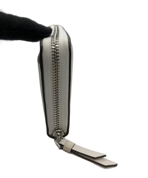 Kate Spade（ケイトスペード）Kate Spade (ケイトスペード) 長財布 ホワイトの古着・服飾アイテム