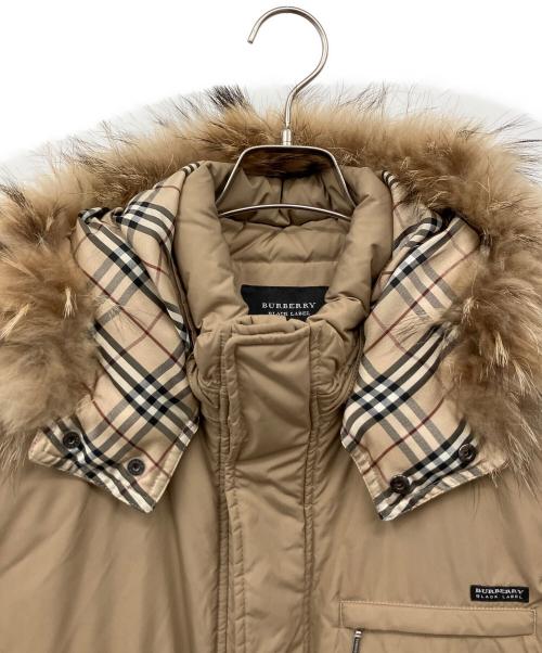 BURBERRY BLACK LABEL（バーバリーブラックレーベル）BURBERRY BLACK LABEL (バーバリーブラックレーベル) ダウンジャケット ベージュ サイズ:LLの古着・服飾アイテム