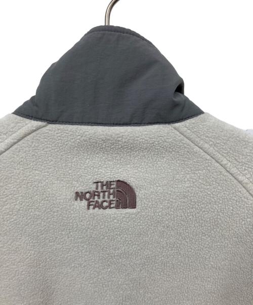 THE NORTH FACE（ザ ノース フェイス）THE NORTH FACE (ザ ノース フェイス) フリースジャケット アイボリー サイズ:Mの古着・服飾アイテム