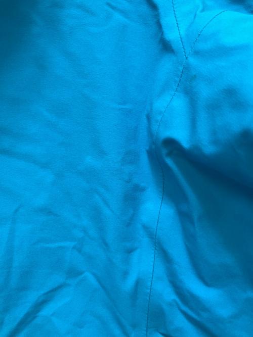 mont-bell（モンベル）mont-bell (モンベル) マウンテンパーカー スカイブルー サイズ:Mの古着・服飾アイテム