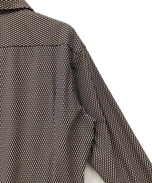 HUGO BOSS（ヒューゴ ボス）HUGO BOSS (ヒューゴ ボス) 長袖シャツ ブラウン×ホワイト サイズ:40Aの古着・服飾アイテム