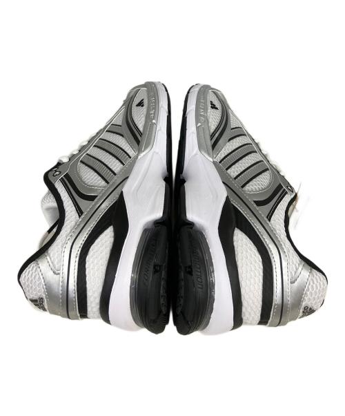 adidas（アディダス）adidas (アディダス) SPIRITAIN 2000（スピリテイン） ホワイト×ブラック サイズ:UK9の古着・服飾アイテム