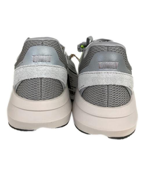 adidas（アディダス）adidas (アディダス)  LIGHTBLAZE U（ライトブレイズ） ライトグレー サイズ:UK9の古着・服飾アイテム