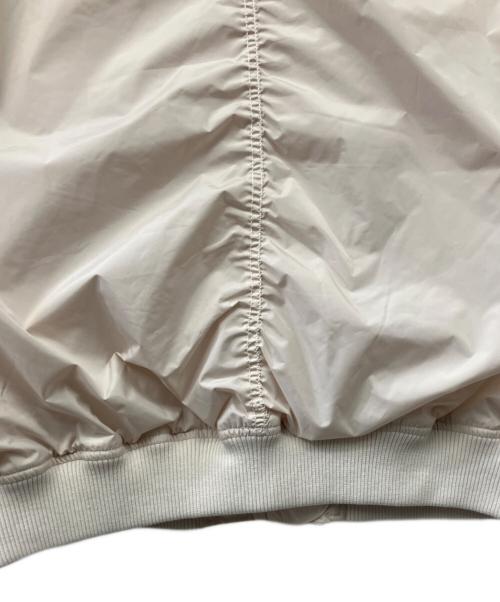 UGG（アグ）UGG (アグ) ジップブルゾン ホワイト サイズ:Mの古着・服飾アイテム