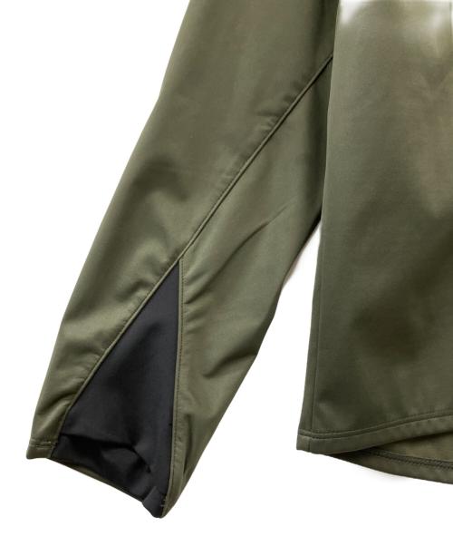 PUMA（プーマ）PUMA (プーマ) ウインドブレーカー オリーブ サイズ:XLの古着・服飾アイテム