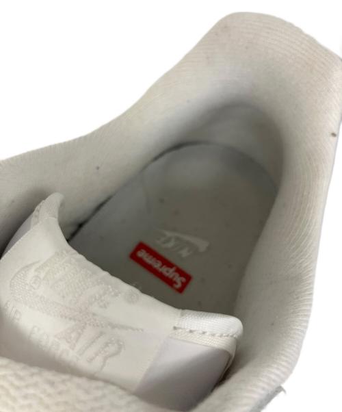 NIKE（ナイキ）NIKE (ナイキ) SUPREME (シュプリーム) AIR FORCE1 LOW（エアフォース） ホワイト サイズ:US8の古着・服飾アイテム