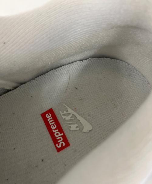 NIKE（ナイキ）NIKE (ナイキ) SUPREME (シュプリーム) AIR FORCE1 LOW（エアフォース） ホワイト サイズ:US8の古着・服飾アイテム