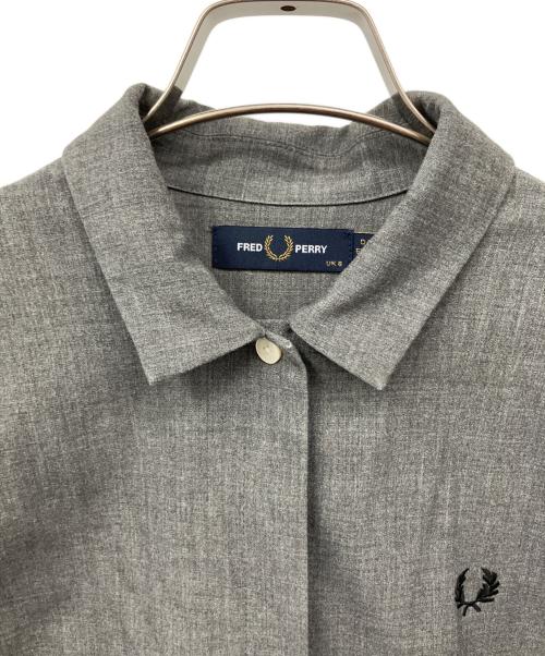 FRED PERRY（フレッドペリー）FRED PERRY (フレッドペリー) 長袖ワンピース グレー サイズ:8の古着・服飾アイテム