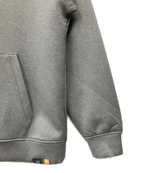 PUMA（プーマ）PUMA (プーマ) プルオーバーパーカー ライトグレー サイズ:M 未使用品の古着・服飾アイテム