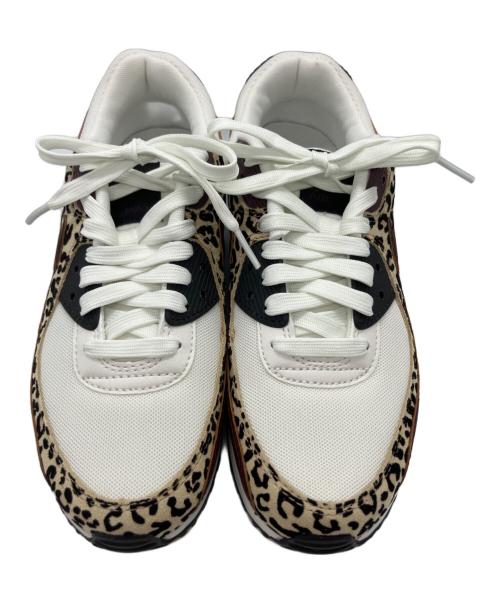 NIKE（ナイキ）NIKE (ナイキ) スニーカー ブラウン×ホワイト サイズ:24.5cmの古着・服飾アイテム