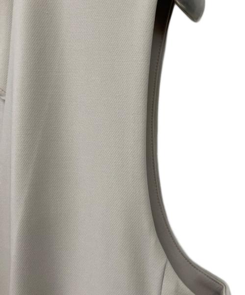 UNITED ARROWS（ユナイテッドアローズ）UNITED ARROWS (ユナイテッドアローズ) ベスト ベージュ サイズ:Fの古着・服飾アイテム