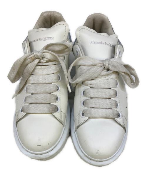ALEXANDER McQUEEN（アレキサンダーマックイーン）ALEXANDER McQUEEN (アレキサンダーマックイーン) スニーカー ホワイト サイズ:23の古着・服飾アイテム