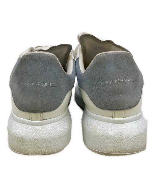 ALEXANDER McQUEEN（アレキサンダーマックイーン）ALEXANDER McQUEEN (アレキサンダーマックイーン) スニーカー ホワイト サイズ:23の古着・服飾アイテム