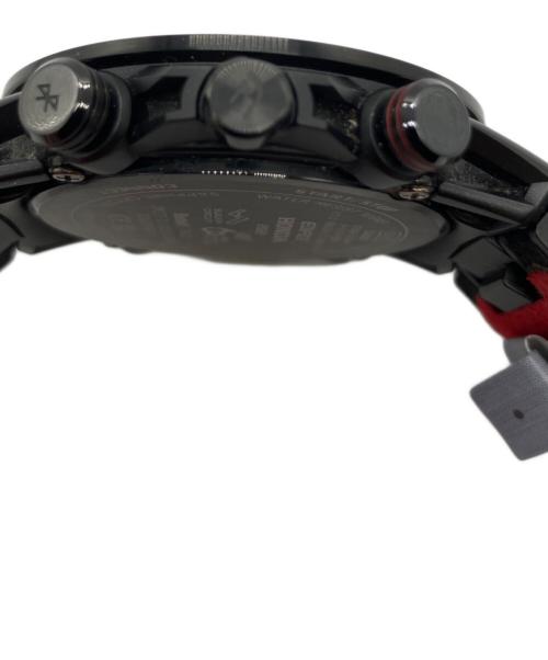 CASIO（カシオ）CASIO (カシオ) EDIFICE (エディフィス) 腕時計 ブラック×レッドの古着・服飾アイテム