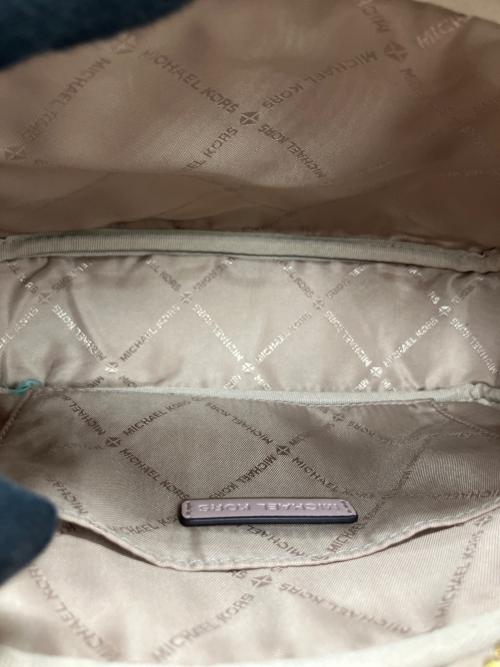 MICHAEL KORS（マイケルコース）MICHAEL KORS (マイケルコース) ボディーバッグ ピンクの古着・服飾アイテム