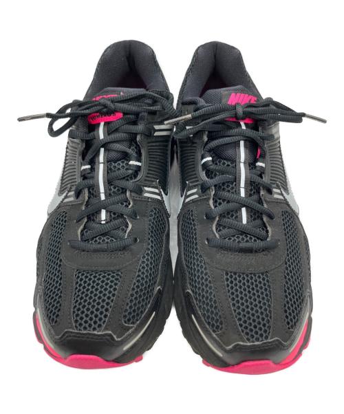 NIKE（ナイキ）NIKE (ナイキ) ZOOM VOMERO 5(ズーム　ボメロ　５) ブラック×ピンク サイズ:28.5cmの古着・服飾アイテム