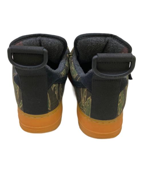 NIKE（ナイキ）NIKE (ナイキ) CarHartt (カーハート) スニーカー グリーン×ブラック サイズ:28の古着・服飾アイテム