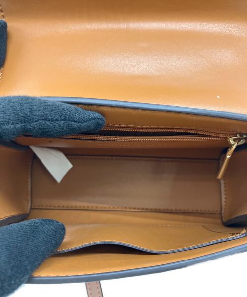 CHARLES & KEITH（チャールズアンドキース）CHARLES & KEITH (チャールズアンドキース) ショルダーバッグ ピンクの古着・服飾アイテム
