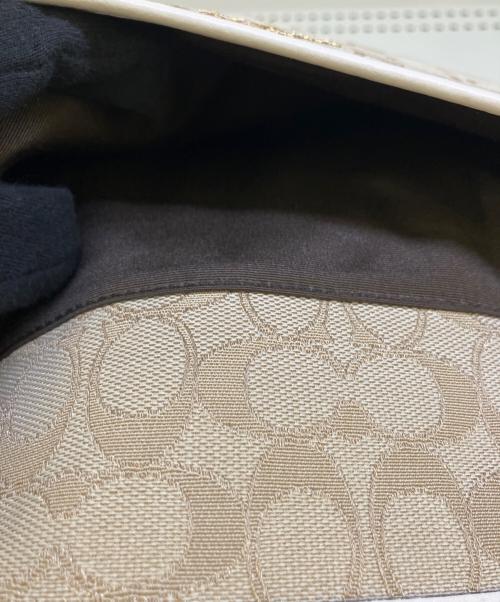 COACH（コーチ）COACH (コーチ) ショルダーバッグ ベージュの古着・服飾アイテム