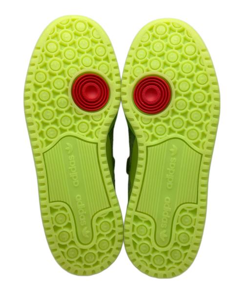 adidas（アディダス）adidas (アディダス) GRINCH スニーカー グリーン サイズ:23.5cmの古着・服飾アイテム